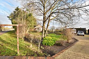 Photo 1- click for photo gallery